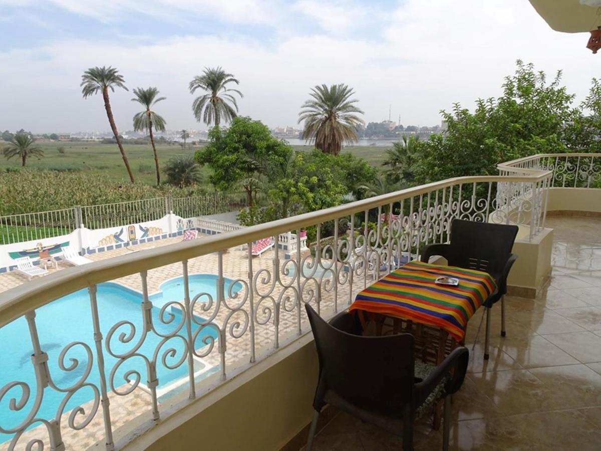 Nile View Hotel Luxor Esterno foto
